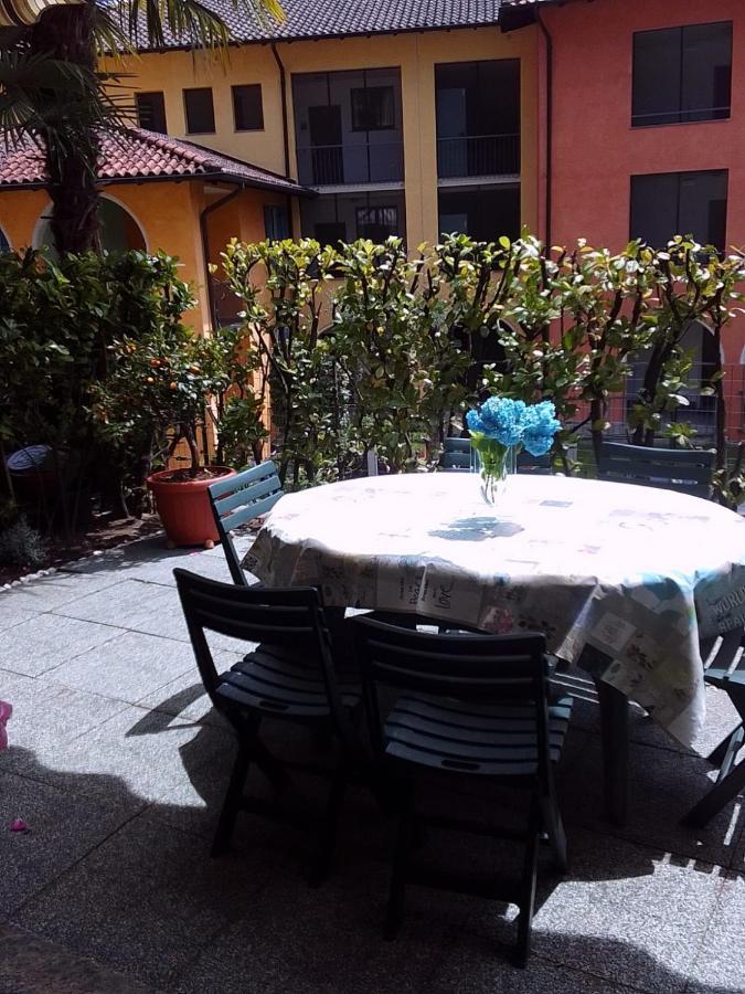 Sunshine Guesthouse Cannero Riviera Esterno foto