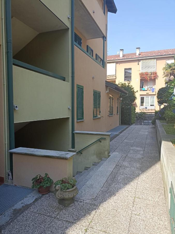 Sunshine Guesthouse Cannero Riviera Esterno foto