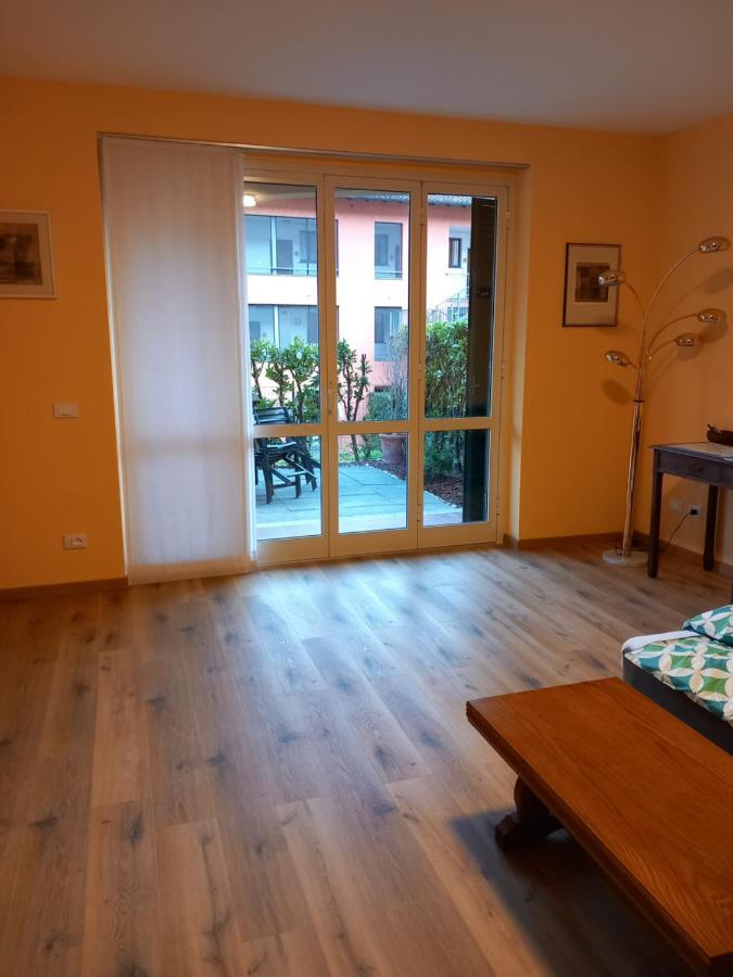Sunshine Guesthouse Cannero Riviera Esterno foto